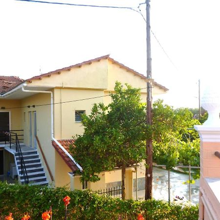 Giannis Apartment Agios Georgios Pagon Luaran gambar