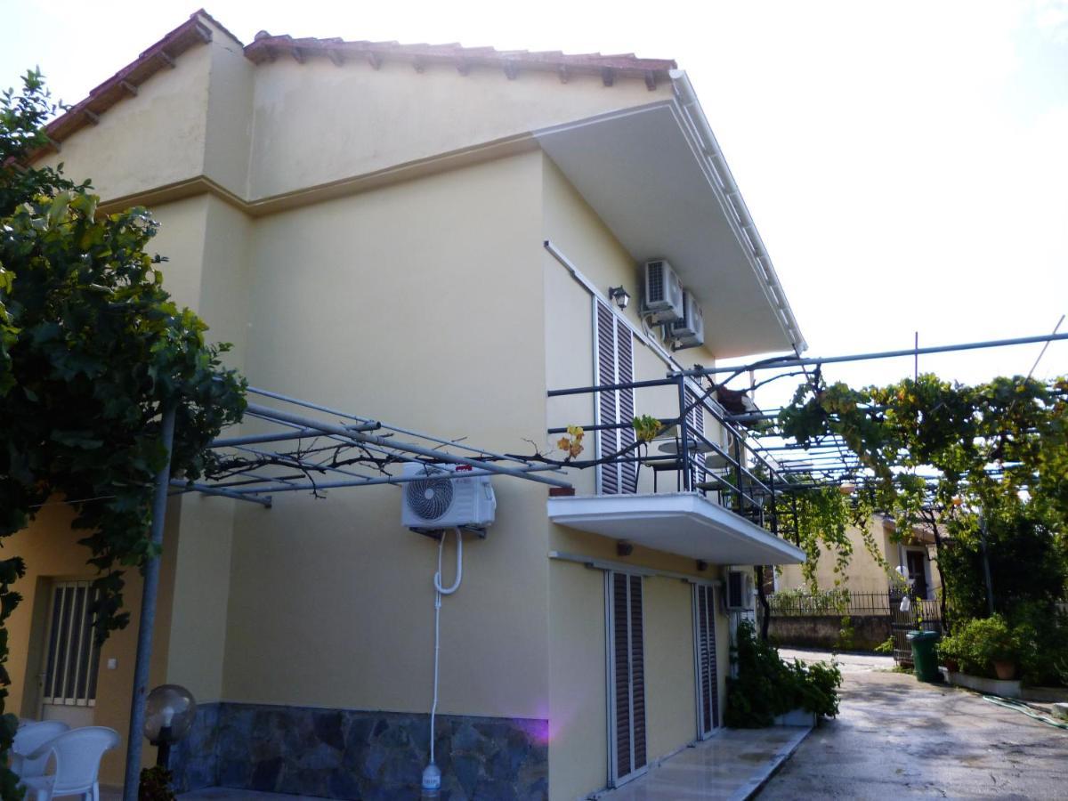 Giannis Apartment Agios Georgios Pagon Luaran gambar