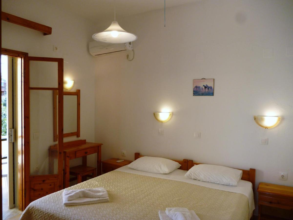 Giannis Apartment Agios Georgios Pagon Luaran gambar