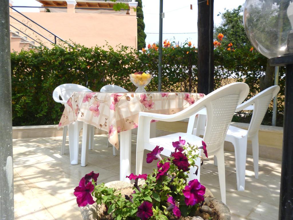 Giannis Apartment Agios Georgios Pagon Luaran gambar