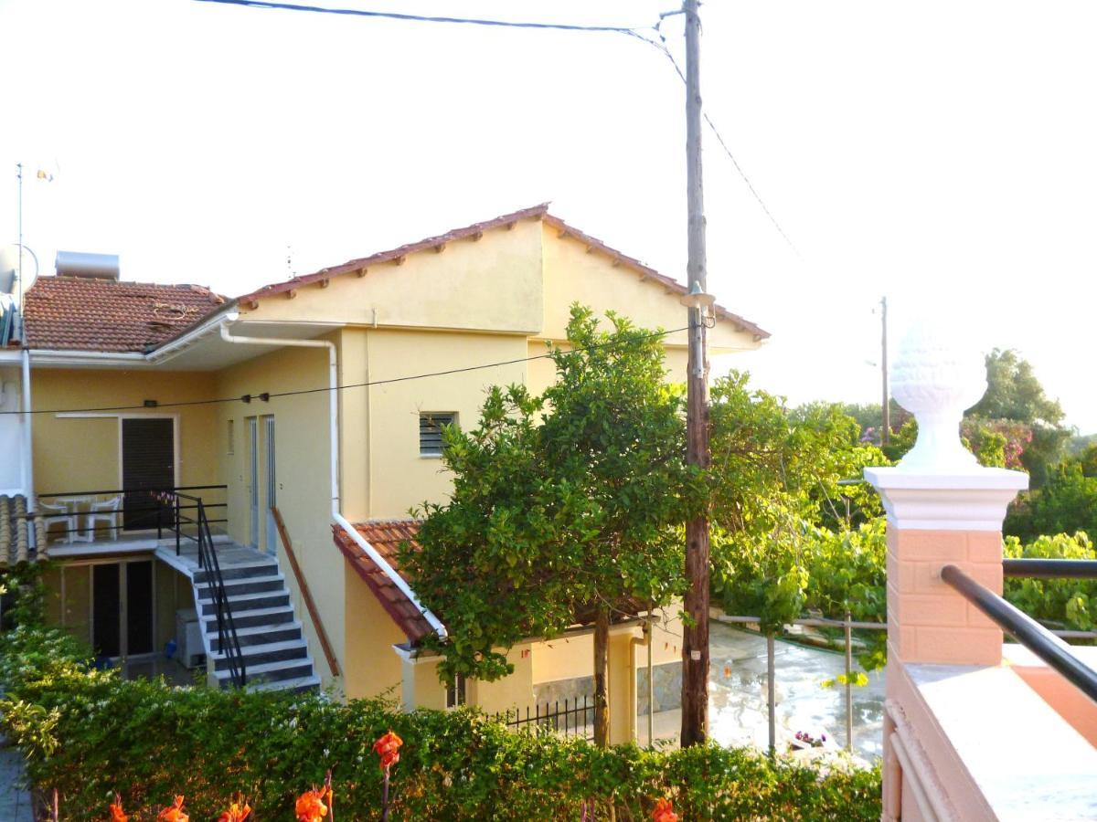 Giannis Apartment Agios Georgios Pagon Luaran gambar